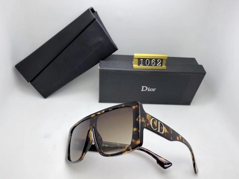 Dior Sunglasses-935